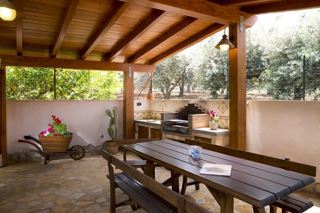 Alba Marina B&B Castelluzzo Kültér fotó